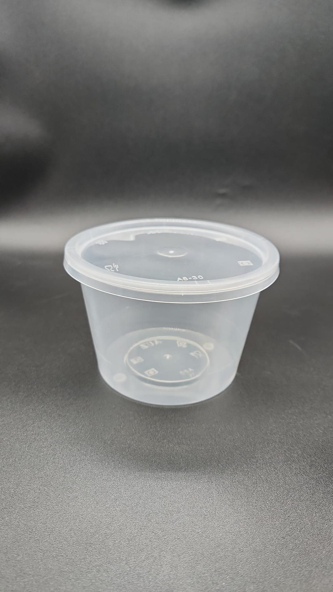 DELI CONTAINER WITH LIDS -240 sets