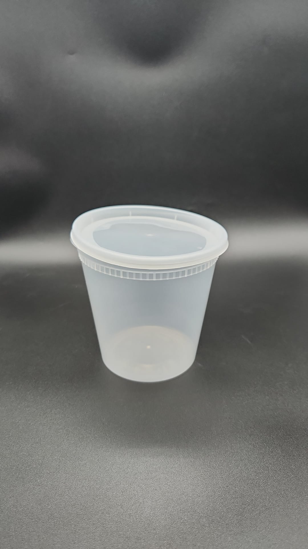 DELI CONTAINER WITH LIDS -240 sets